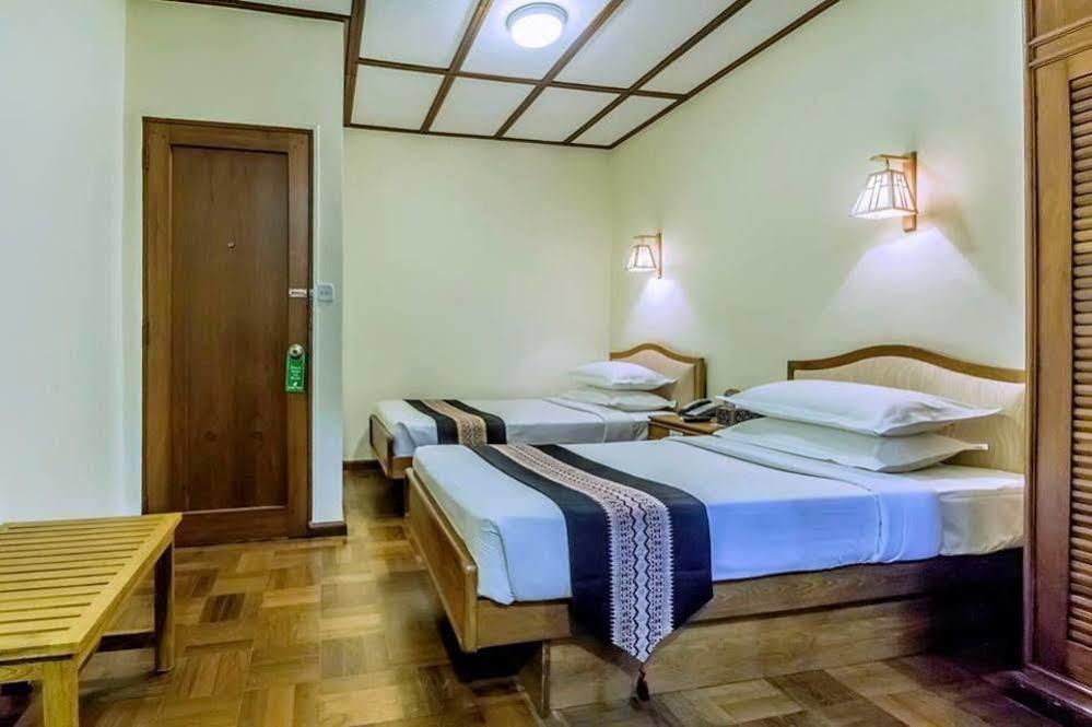 Hotel Innya Yangon Luaran gambar