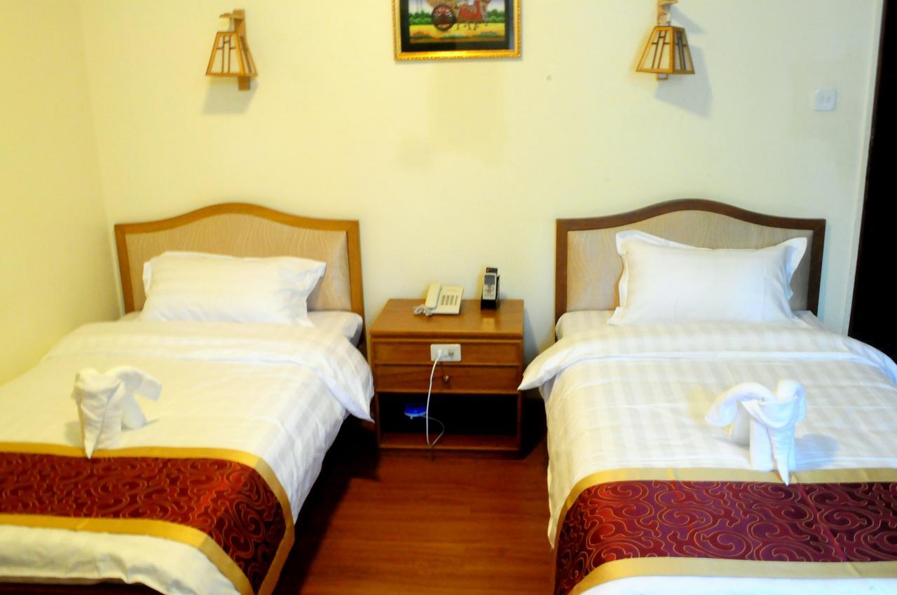 Hotel Innya Yangon Luaran gambar