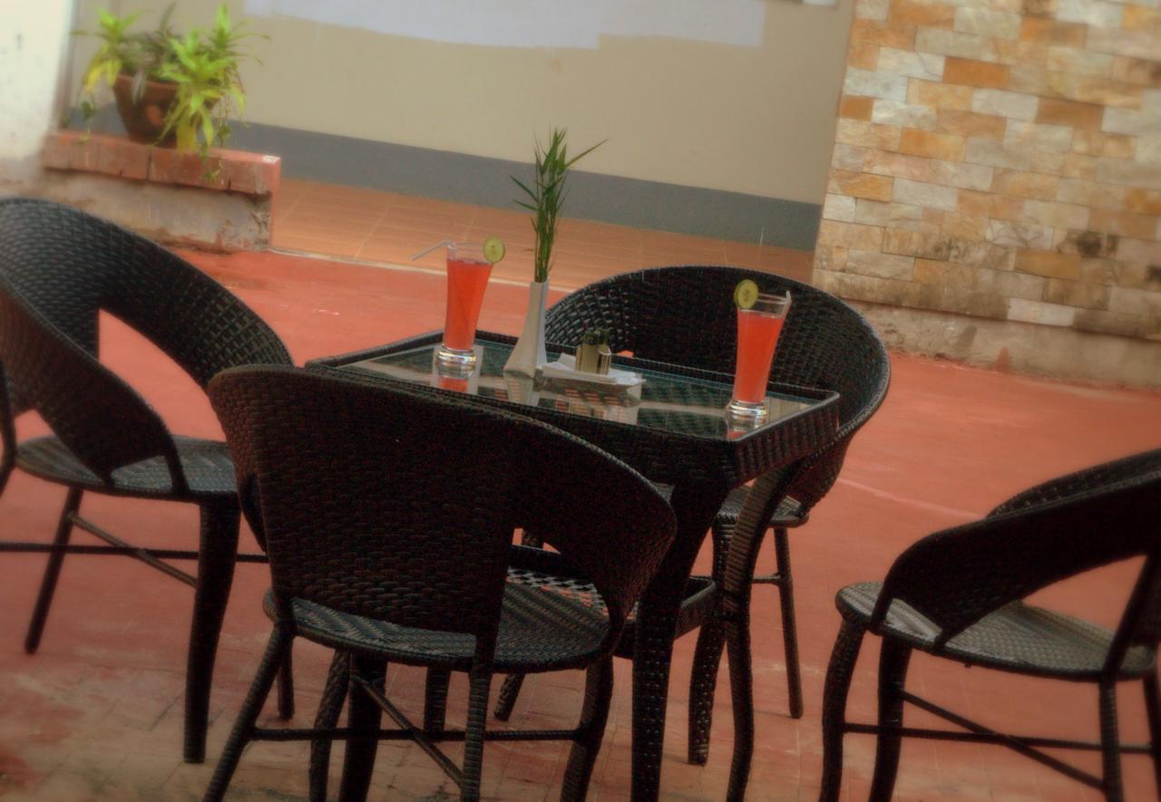 Hotel Innya Yangon Luaran gambar