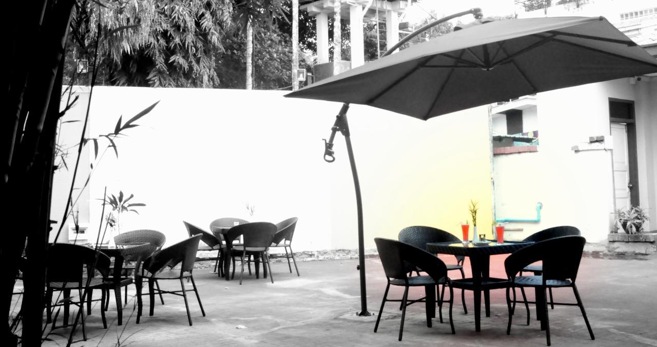Hotel Innya Yangon Luaran gambar