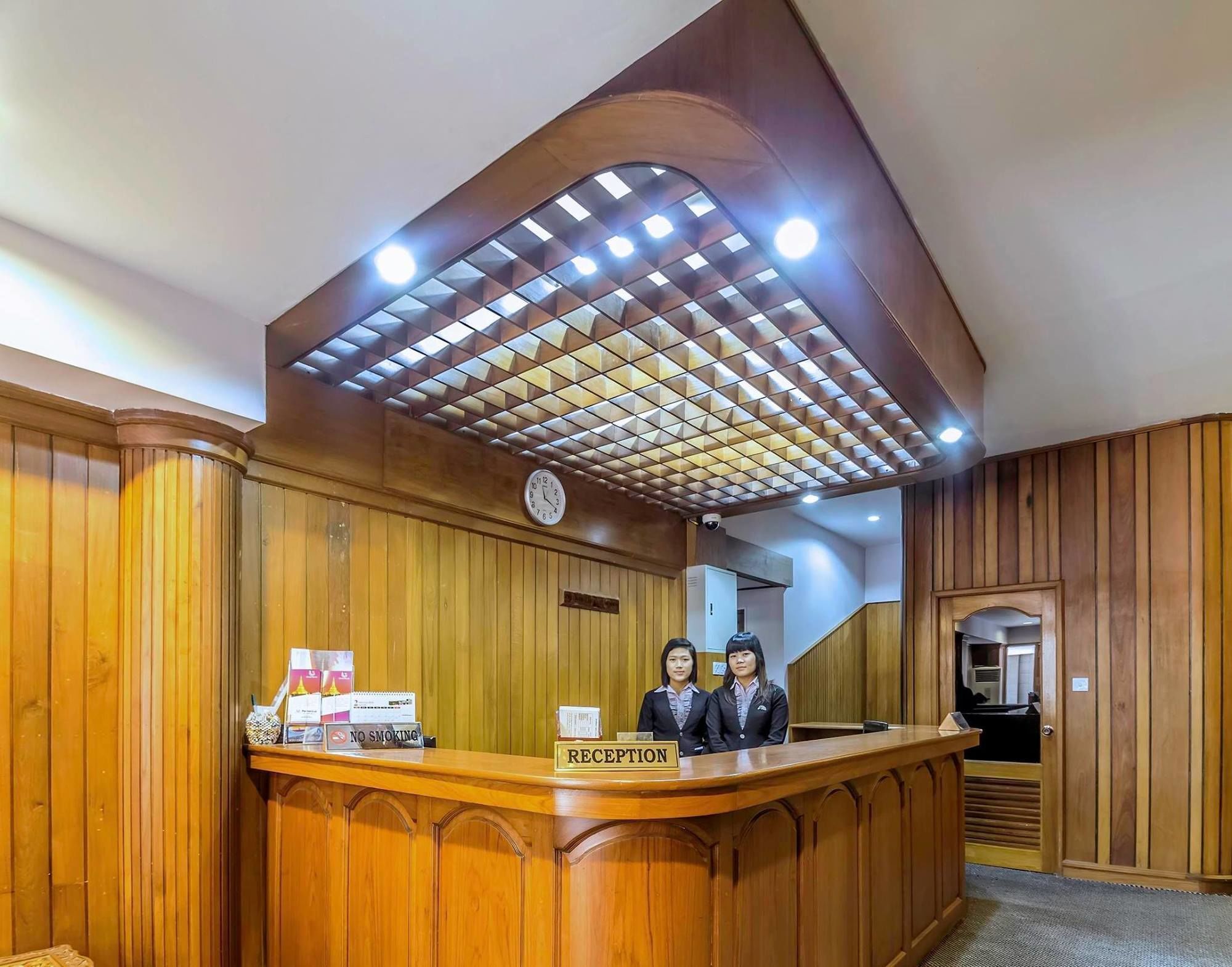 Hotel Innya Yangon Luaran gambar